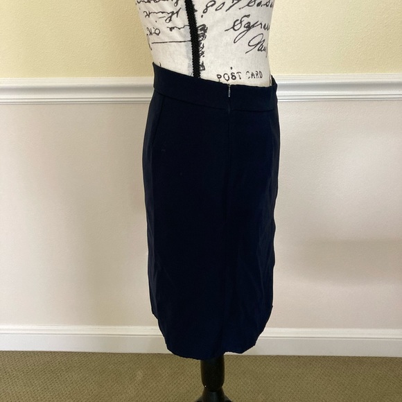 LOUIS VUITTON NAVY BLUE SKIRT UNIFORM - Picture 6 of 11